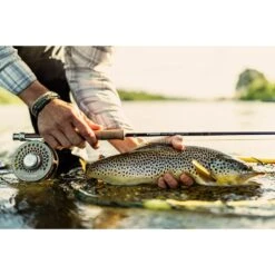 Sage Classic R8 Fly Rod -Angling Promotion Shop Sage Classic R8 Fly Rod 5